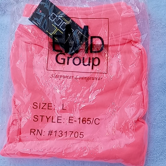 Pink orange Capri pants - Picture 2 of 3